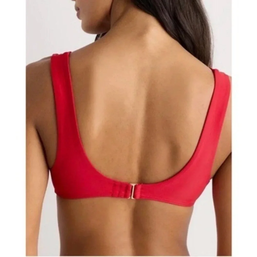 quince italian plunge bikini top swimsuit in cherry red, women size medium